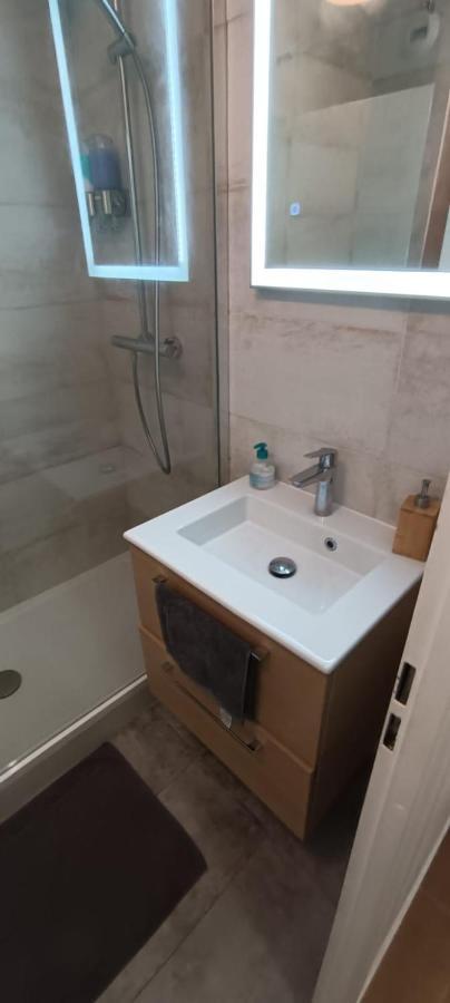 Appart Cosy Auber Porte De Paris Aubervilliers Kültér fotó